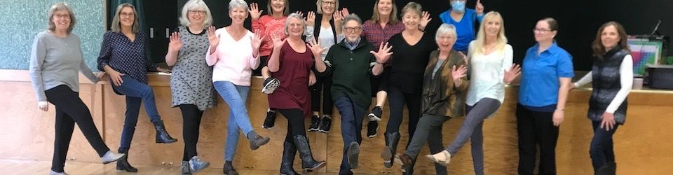 the happy group of line dancers17
